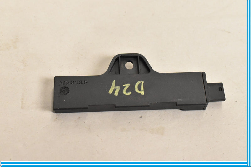 Load image into Gallery viewer, 09-19 BMW 750Li 750i F01 F02 F07 F10 Keyless Entry Antenna 65209220832 Oem
