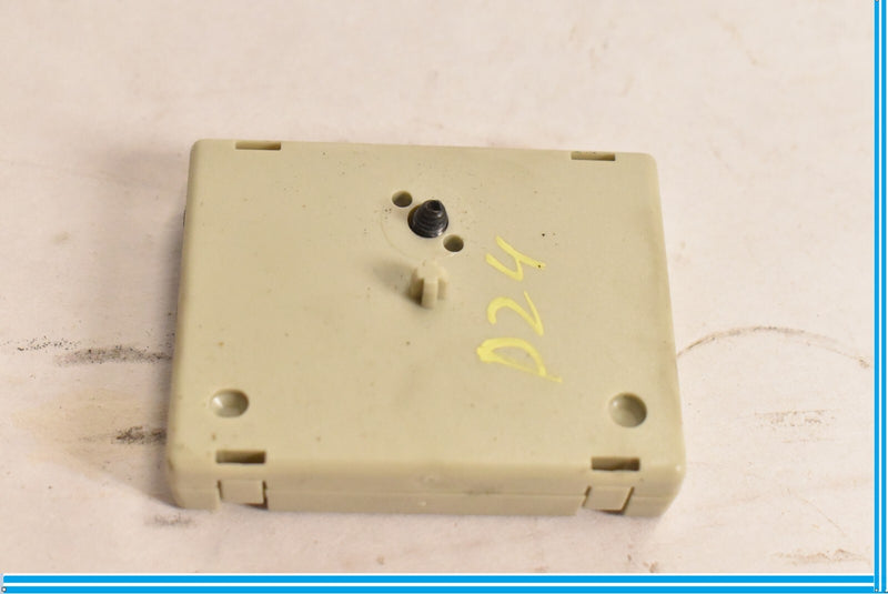 Load image into Gallery viewer, 09-12 BMW 750i 750Li F01 F02 Trap Circuit Antenna Amplifier 213675-10 Oem
