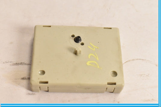 09-12 BMW 750i 750Li F01 F02 Trap Circuit Antenna Amplifier 213675-10 Oem