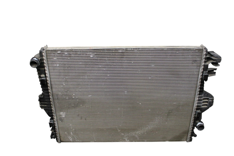 Load image into Gallery viewer, 11-17 Volkswagen Touareg Engine Cooling Radiator Assembly Black 7P0121253A Oem
