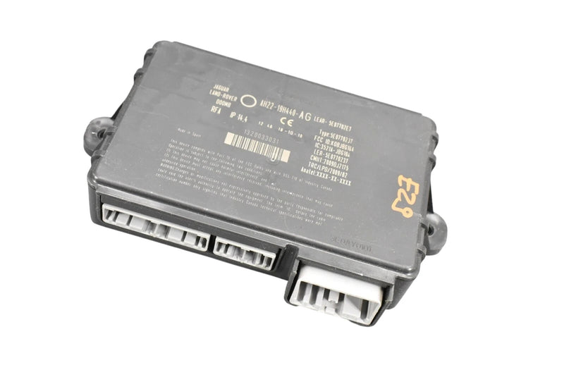 Load image into Gallery viewer, 10-15 Jaguar XJ XJL X351 Anti Theft Lock Locking Control Module Unit ECU Oem
