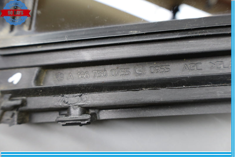 Load image into Gallery viewer, 13-16 Mercedes X166 GL450 Rear Left Driver Side Fixed Window Glass Oem
