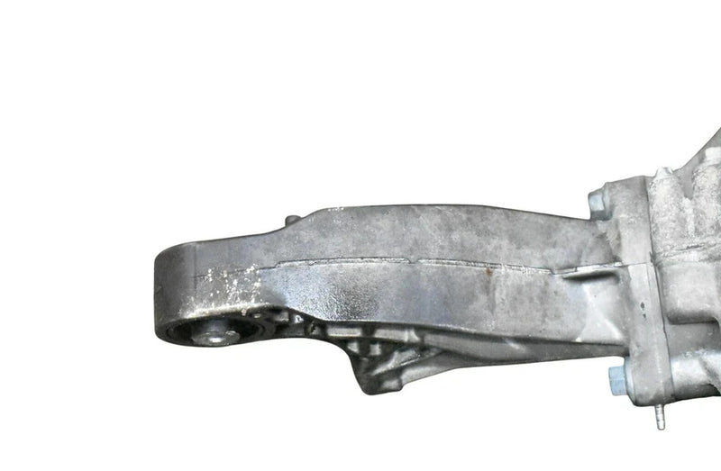 Load image into Gallery viewer, 06-13 Mercedes GL450 ML550 X164 Front Differential Axle Carrier 1643302202 Oem
