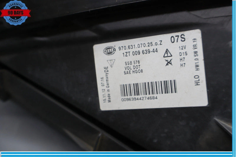 Load image into Gallery viewer, 10-13 Porsche Panamera Front Right Passenger Side Headlight Lamp Xenon (Damaged)
