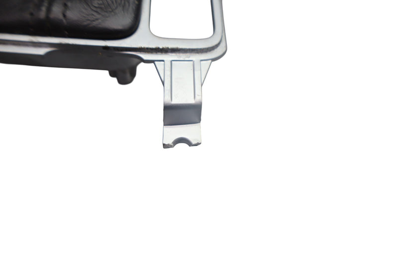 Load image into Gallery viewer, 15-20 Hyundai Genesis G80 Automatic Gear Shifter Knob Lever W/Gaiter Oem

