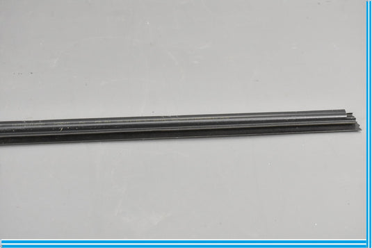 18-20 Jaguar E-Pace Front Right Door Window Inner Weatherstrip Seal Oem