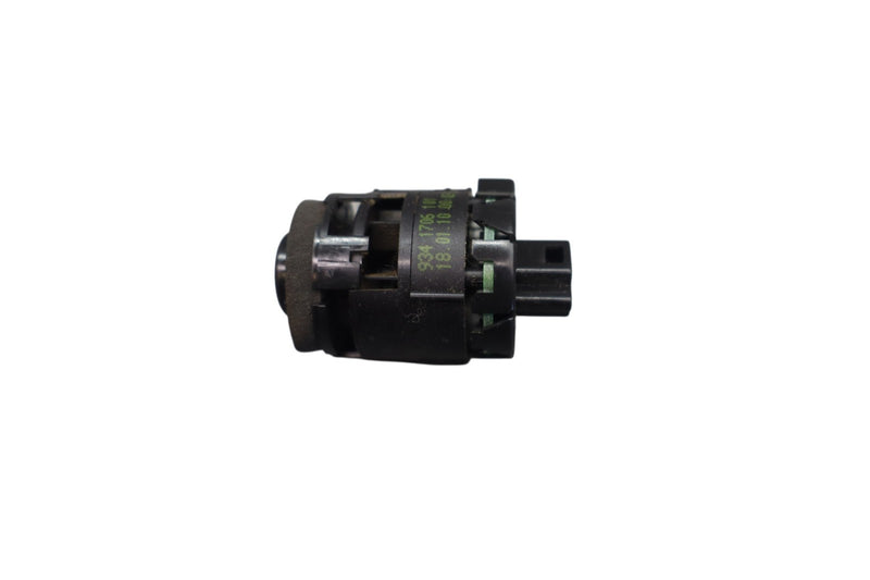 Load image into Gallery viewer, 06-16 Mercedes W212 E350 E550 Air Temperature Sensor Module Unit Oem
