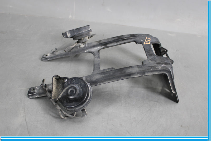Load image into Gallery viewer, 06-12 Mercedes X164 GL450 Front Radiator Core Tie Bar Support Bracket Frame Oem
