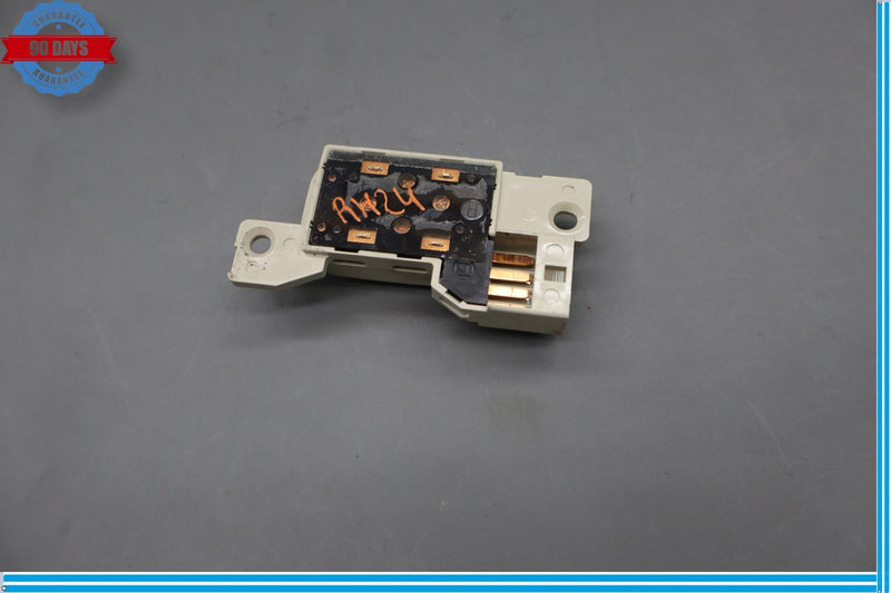 Load image into Gallery viewer, 02-10 Lexus SC430 Z40 Front Right Passenger Side Seat Lumbar Control Switch Oem
