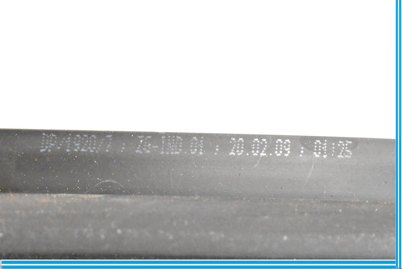 Load image into Gallery viewer, 09-15 BMW F01 F02 750i 750Li Rear Right Door Window Inner Channel Seal Oem
