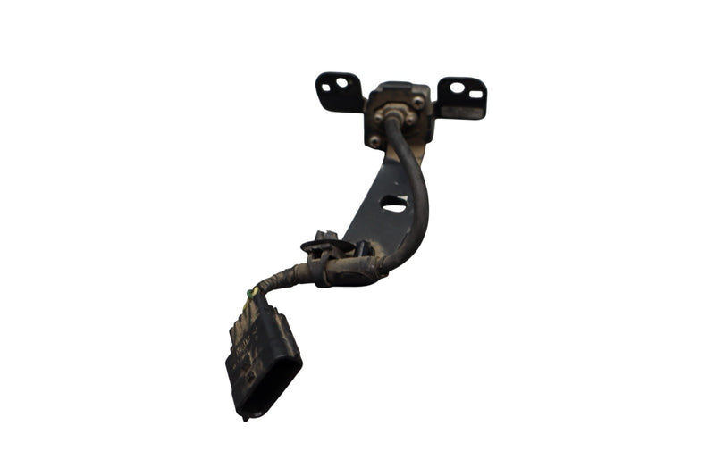 Load image into Gallery viewer, 11-13 Infiniti QX56 Front Grille View Parking Camera Assembly 284F1-1BA1E Oem
