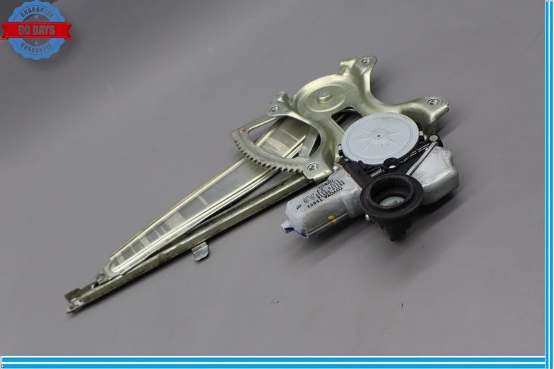 Load image into Gallery viewer, 07-12 Lexus LS460 XF40 Rear Right Pass Window Regulator Motor 85710-50110 Oem
