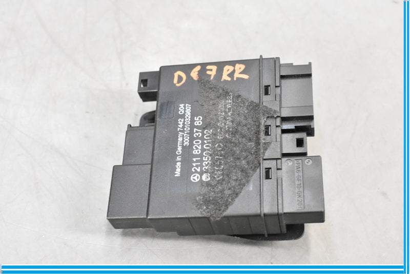 Load image into Gallery viewer, 06-11 Mercedes CLS550 W219 Rear Right  Door Keyless Go Control Module Oem
