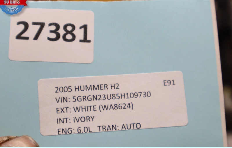 Load image into Gallery viewer, 03-07 HUMMER H2 Front Right Passenger Side Seat Lower Cushion 88940350 Oem
