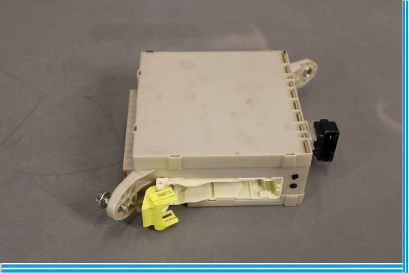 Load image into Gallery viewer, 07-09 Lexus LS460 Rear Trunk Fuse Relay Junction Box Module Oem
