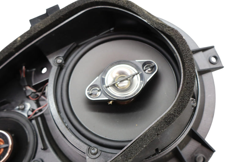 Load image into Gallery viewer, 03-08 Mercedes R230 SL500 Right Passenger Side Door Audio Speaker Bose Oem
