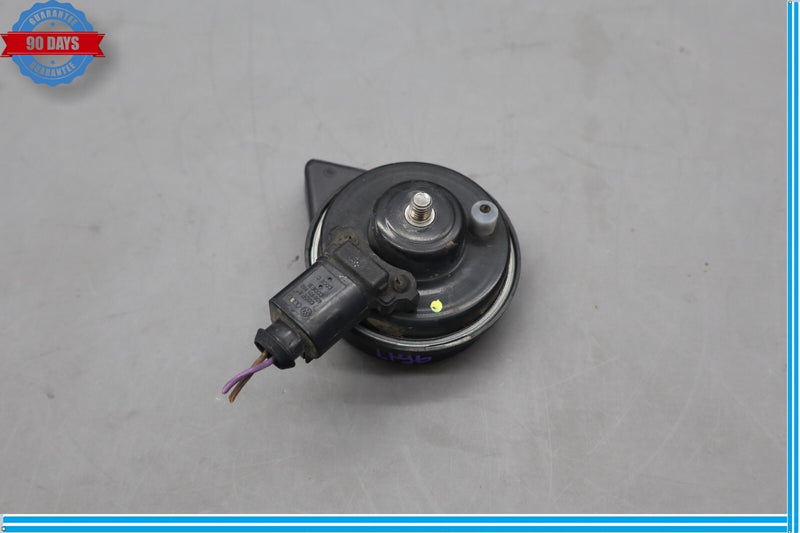 Load image into Gallery viewer, 11-17 Volkswagen VW Touareg Anti Theft Alarm Horn Siren Hight Note Tune Oem
