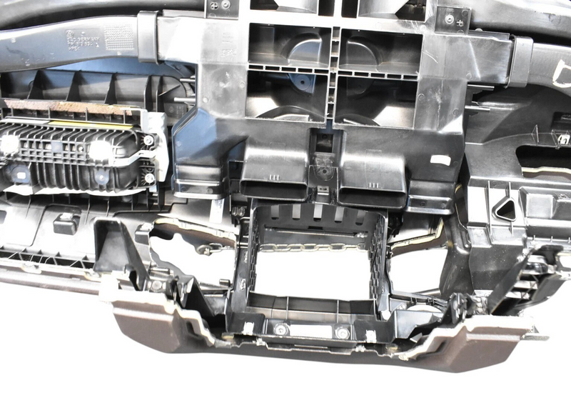Load image into Gallery viewer, 11-17 Volkswagen VW Touareg Front Dashboard Instrument Panel 7p1857003gha3 OEM
