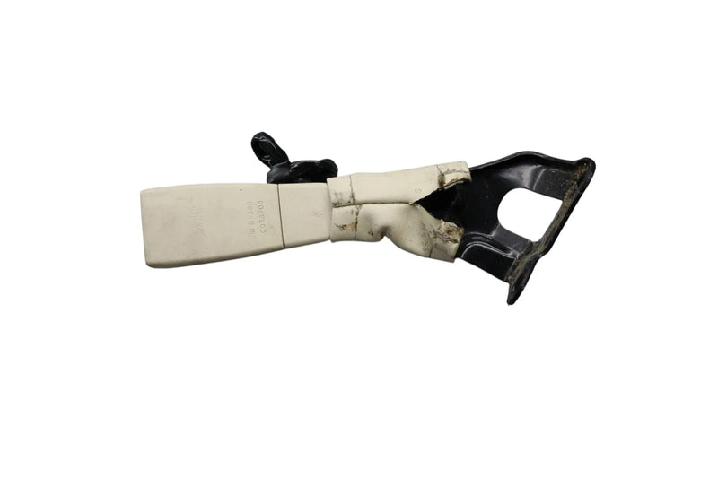 Load image into Gallery viewer, 02-06 Lexus SC430 Z40 Front Left Driver Side Seat Belt Seatbelt Buckle Oem

