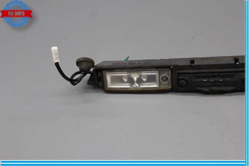 Load image into Gallery viewer, 07-09 Lexus LS460 Trunk Lid License Plate Light Lamp Assembly Oem
