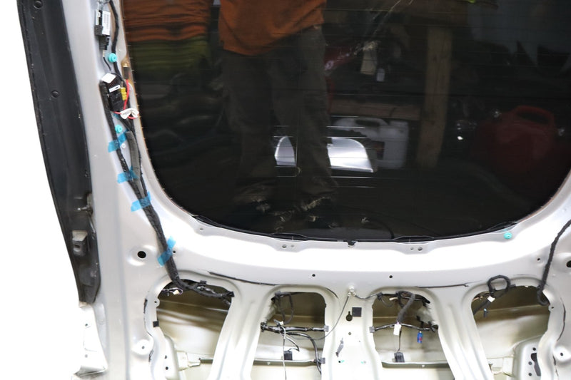 Load image into Gallery viewer, 12-16 Tesla Model S Rear Trunk Liftgate Tailgate Lid Shell Assembly Oem
