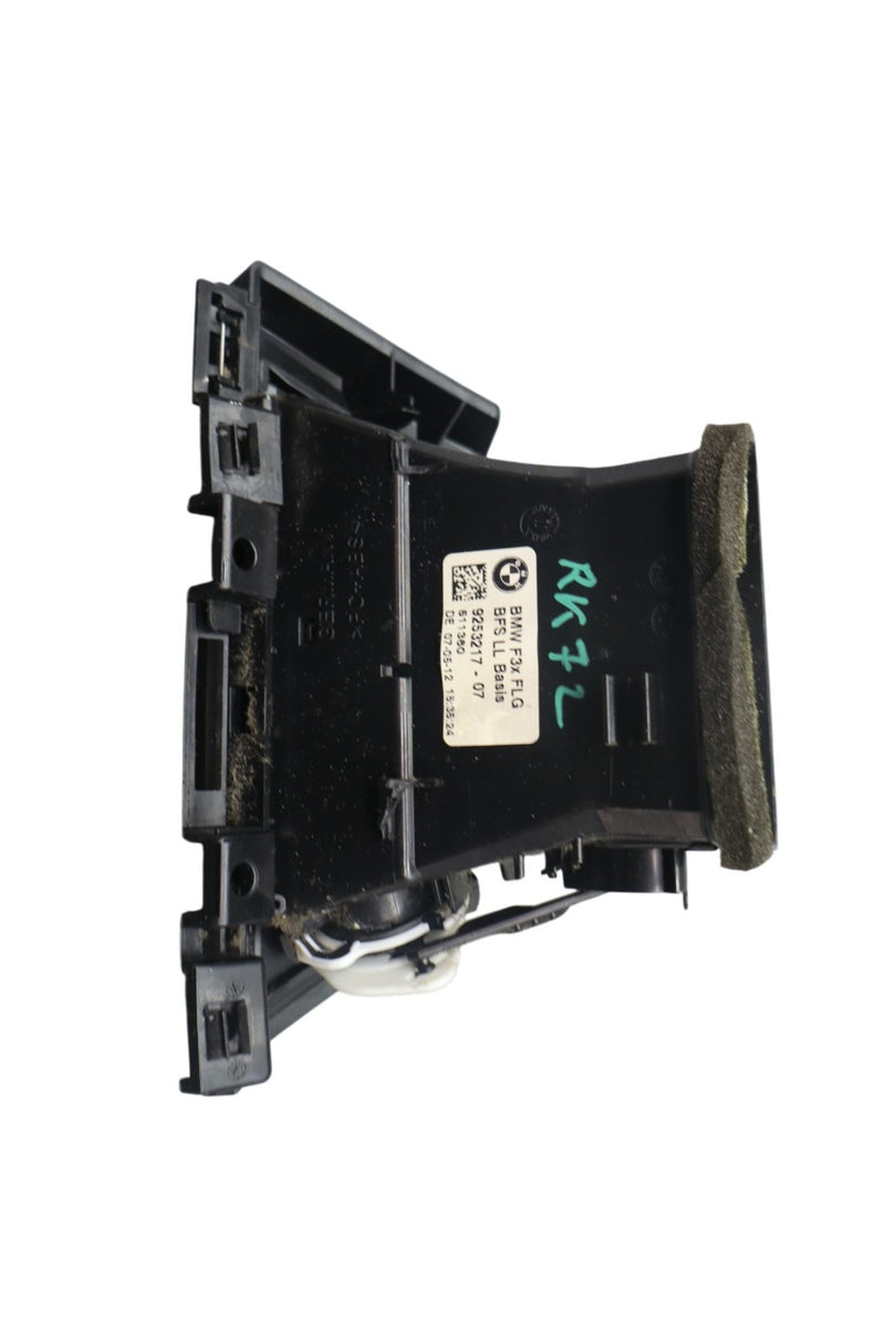 Load image into Gallery viewer, 12-18 BMW F30 320i 328i 428i Front Right Side Dash HVAC AC Air Vent Oem
