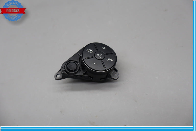 Load image into Gallery viewer, 09-13 Mercedes GL550 GL450 Steering Wheel Right Control Switch Button Oem
