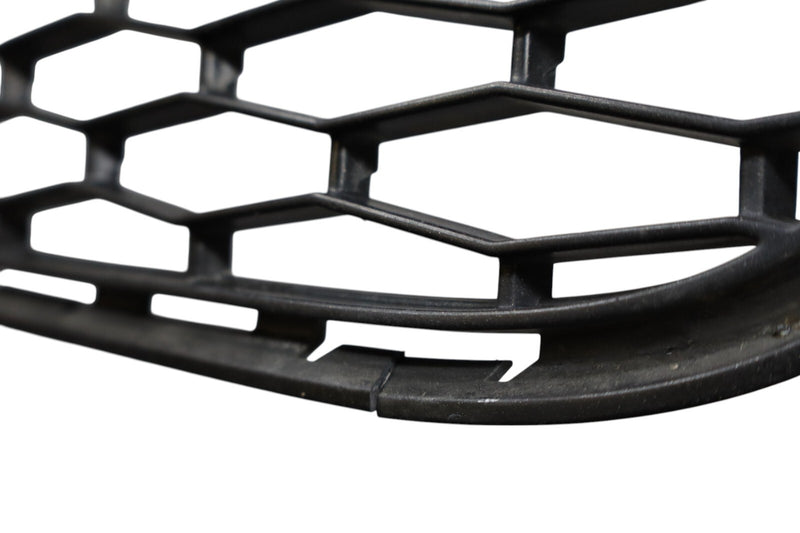 Load image into Gallery viewer, 14-20 Maserati Ghibli Front Left Side Bumper Grille Bezel Molding Cover Oem
