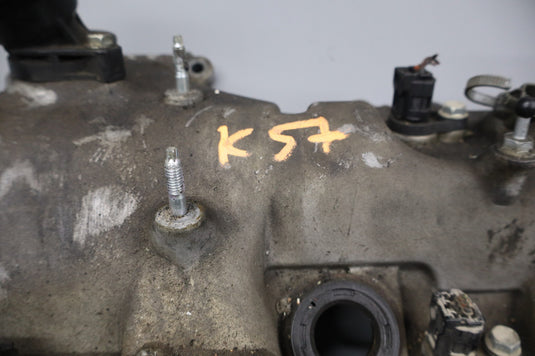 07-17 Lexus LS460 LS600h 4.6L Left Engine Cylinder Head Camshaft Cover Assy Oem