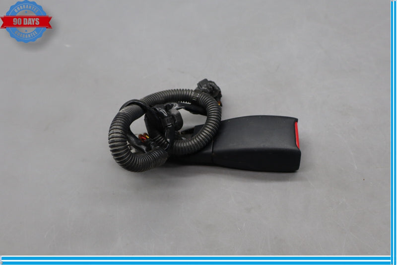 Load image into Gallery viewer, 02-06 Lexus SC430 LS430 Front Right Passenger Side Seat Belt Seatbelt Buckle Oem
