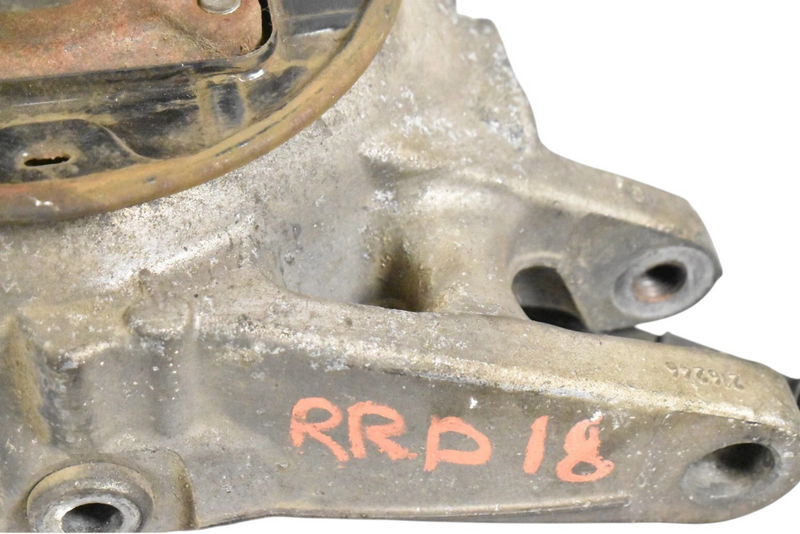 Load image into Gallery viewer, 06-08 Maserati Quattroporte Rear Right Side Spindle Knuckle Hub 980139916 Oem
