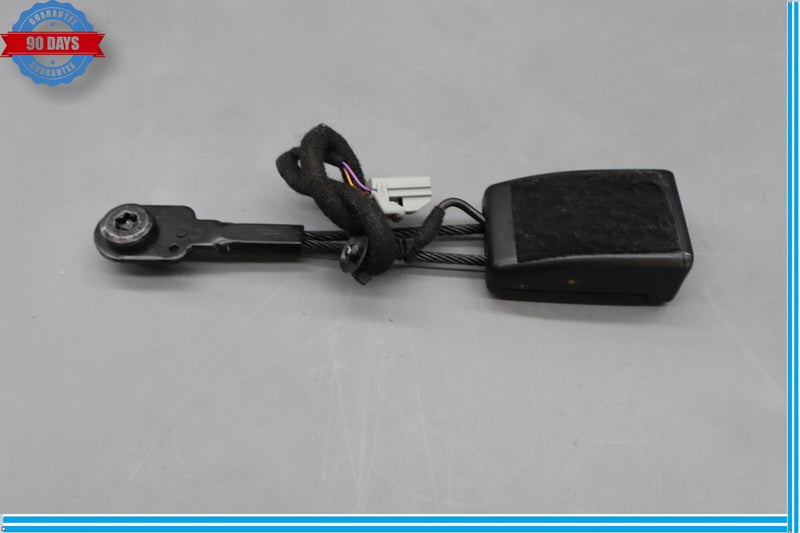 Load image into Gallery viewer, 14-22 Maserati Ghibli S Front Right Passenger Side Seat Belt Buckle Oem
