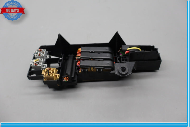 Load image into Gallery viewer, 12-18 Audi A7 A7 Quattro S6 Rear Trunk Engine Fuse Box Rely Junction Fusebox Oem
