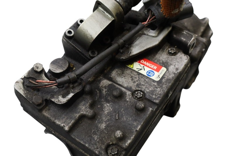 Load image into Gallery viewer, 11-15 Volkswagen VW Touareg A/C Air Conditioning Compressor Clutch 7P0820803 Oem
