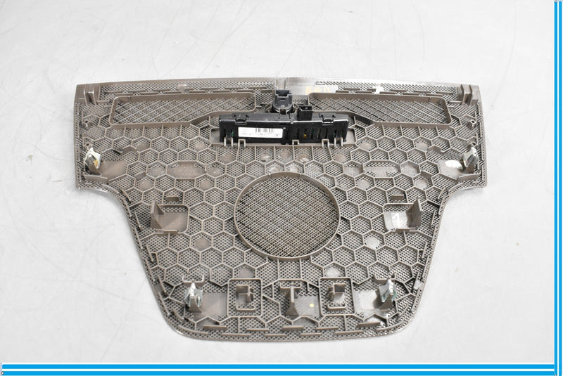 Load image into Gallery viewer, 12-18 Mercedes CLS550 CLS63 CLS400 Dashboard Dash Grille Speaker Cover Oem
