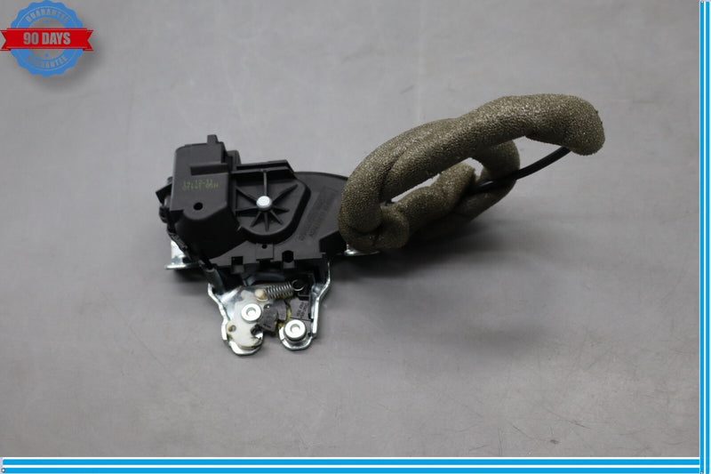 Load image into Gallery viewer, 08-17 Mercedes W207 C250 SLK350 Trunk Lid Latch Lock Actuator 2047500485 Oem

