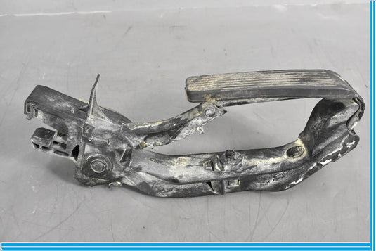 06-11 Mercedes CLS550 E550 W219 Gas Pedal Accelerator A2113000404 Oem