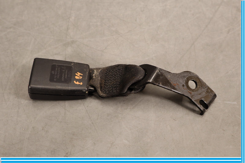 Load image into Gallery viewer, 10-16 Mercedes E350 E400 E550 W212 Sedan Rear Right Seat Belt Buckle Black Oem
