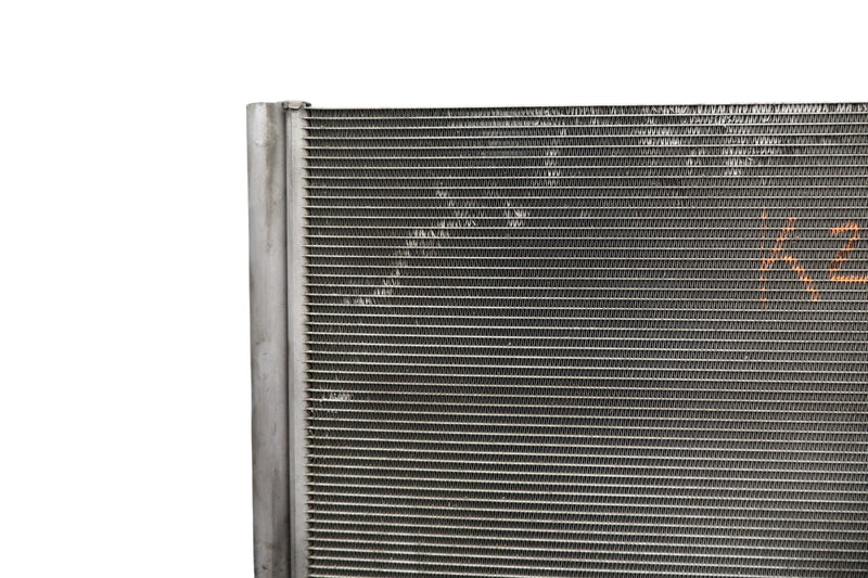 Load image into Gallery viewer, 09-15 BMW 750Li 750i xDrive AC A/C Air Conditioning Condenser 64509149390 Oem
