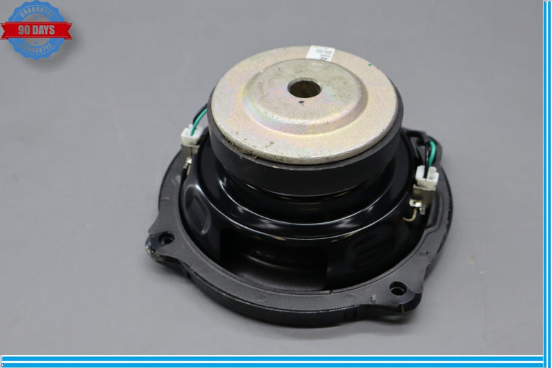 Load image into Gallery viewer, 09-14 Hyundai Equus Front Left Or Right Side Audio Sound Speaker Woofer Oem
