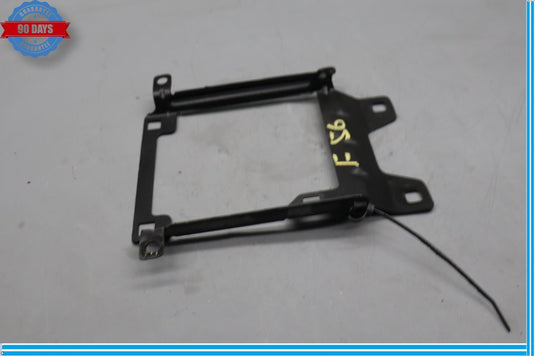 03-12 Mercedes R230 SL500 Front Center Radiator Core Bracket Lock Carrier Oem