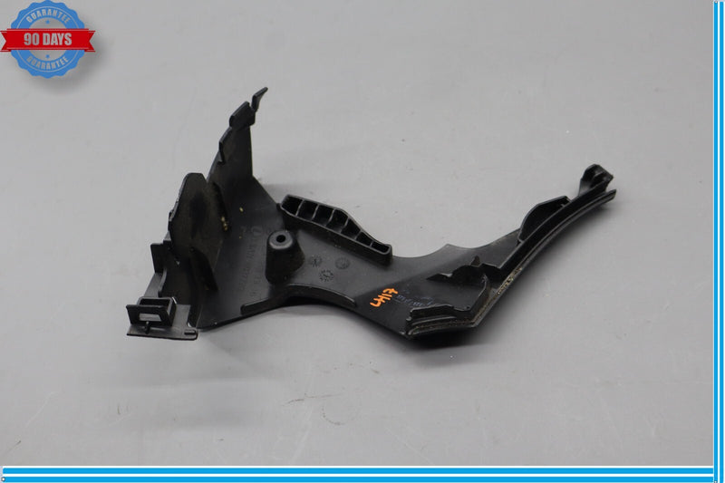 Load image into Gallery viewer, 08-15 Mercedes W204 C250 C350 Front Left Seat Cover Trim Black A2049181316 Oem
