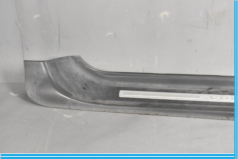 Load image into Gallery viewer, 07-13 Volvo C70 Front Left Driver Side Exterior Sill Plate Trim Oem

