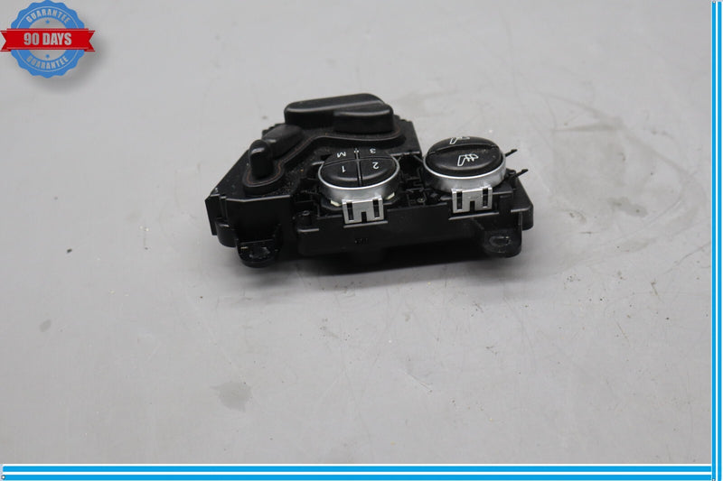 Load image into Gallery viewer, 03-08 Mercedes R230 SL500 Right Side Seat Switch Control Module Oem
