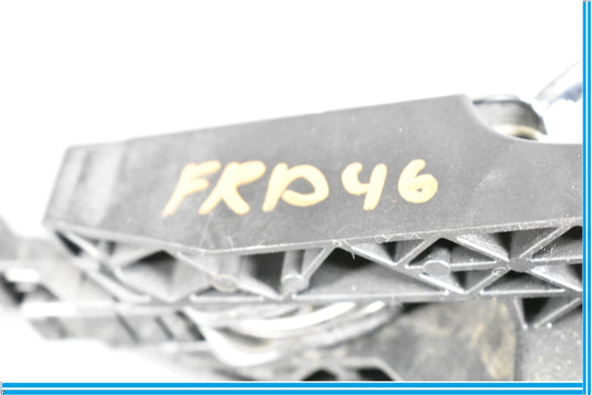 11-18 Audi A8 Quattro Front Right Driver Side Exterior Door Handle 4H0837886 Oem