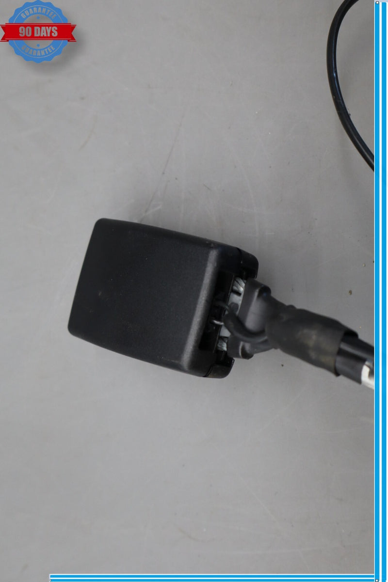 Load image into Gallery viewer, 10-15 Jaguar XJ XJL Rear Right Passenger Side Seat Belt Seatbelt Buckle Oem
