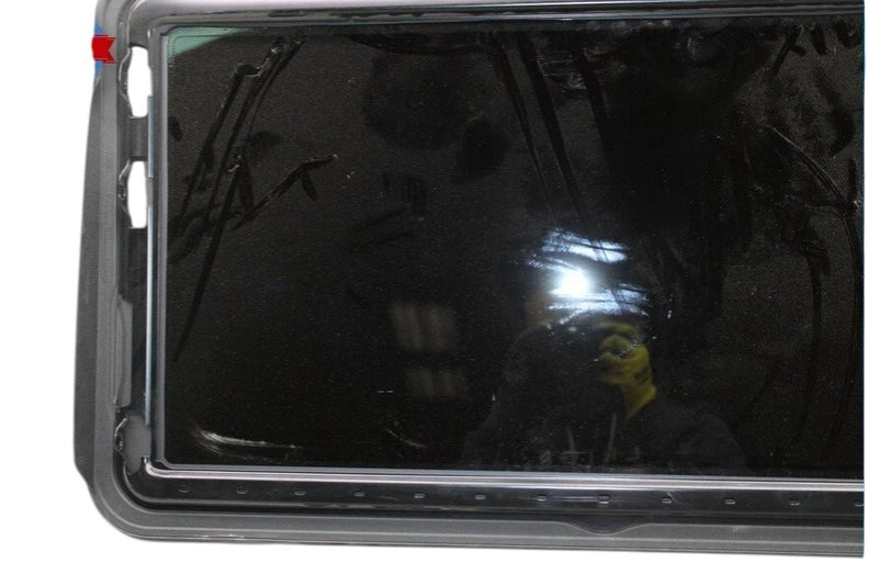 Load image into Gallery viewer, 08-17 Mercedes W204 C350 C250 Sunroof Sun Roof Glass 2047800021 Oem
