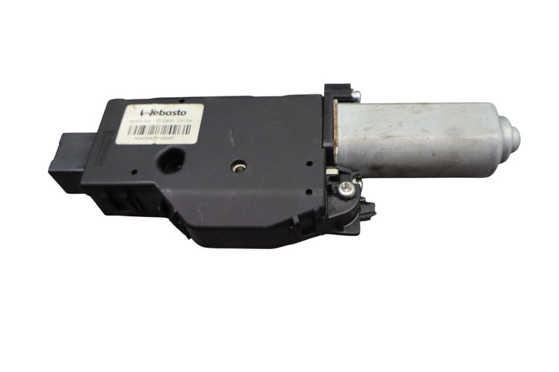 Load image into Gallery viewer, 11-24 Infiniti QX56 QX80 Upper Sun Roof Sunroof Moonroof Motor 912951LA1A Oem
