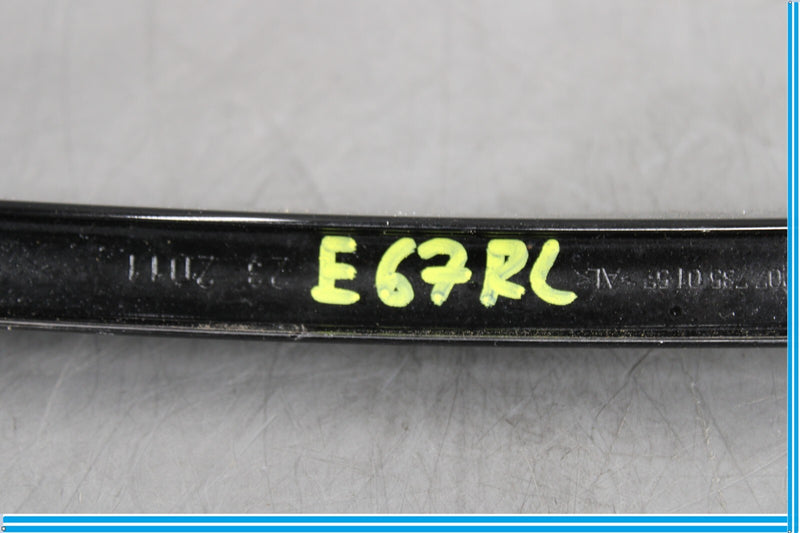 Load image into Gallery viewer, 10-16 Mercedes E350 E550 Rear Left Driver Quarter Glass Division Bar Molding Oem
