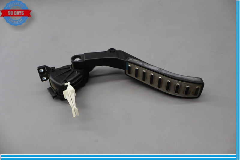 Load image into Gallery viewer, 11-18 Porsche Cayenne 958 Engine Acceleration Gas Throttle Pedal Accelerator Oem

